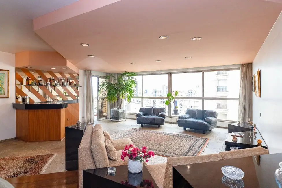 Apartamento com 3 quartos à venda, 252m2 em Higienópolis, São Paulo - SP - imagem 7 Foto 7 de Apartamento com 3 quartos à venda, 252m2 em Higienópolis, São Paulo - SP