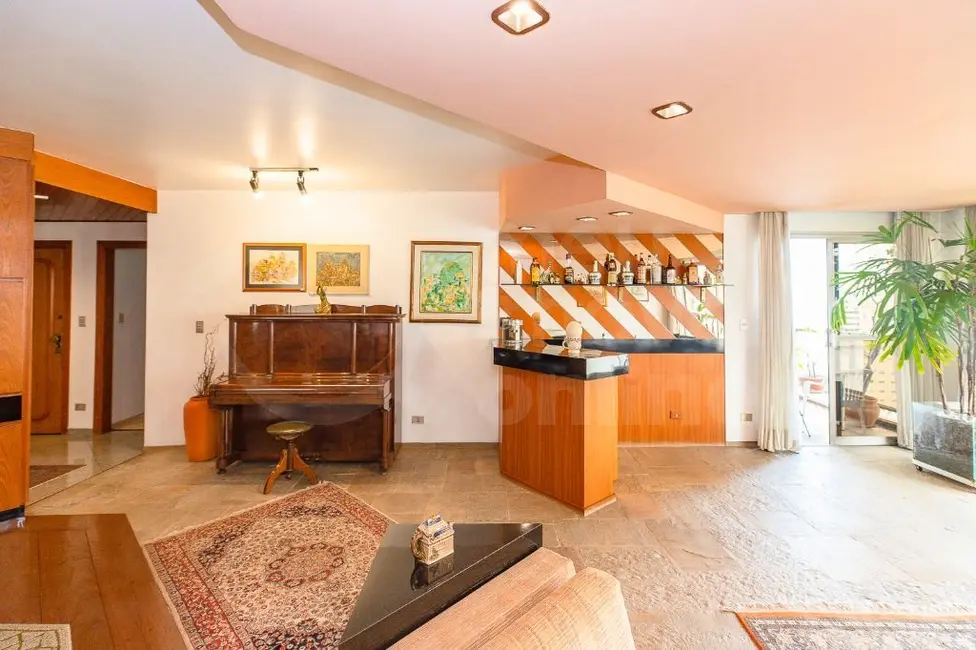 Apartamento com 3 quartos à venda, 252m2 em Higienópolis, São Paulo - SP - imagem 5 Foto 5 de Apartamento com 3 quartos à venda, 252m2 em Higienópolis, São Paulo - SP