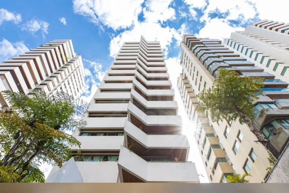 Apartamento com 3 quartos à venda, 189m2 em Aclimação, São Paulo - SP - imagem 6 Foto 6 de Apartamento com 3 quartos à venda, 189m2 em Aclimação, São Paulo - SP