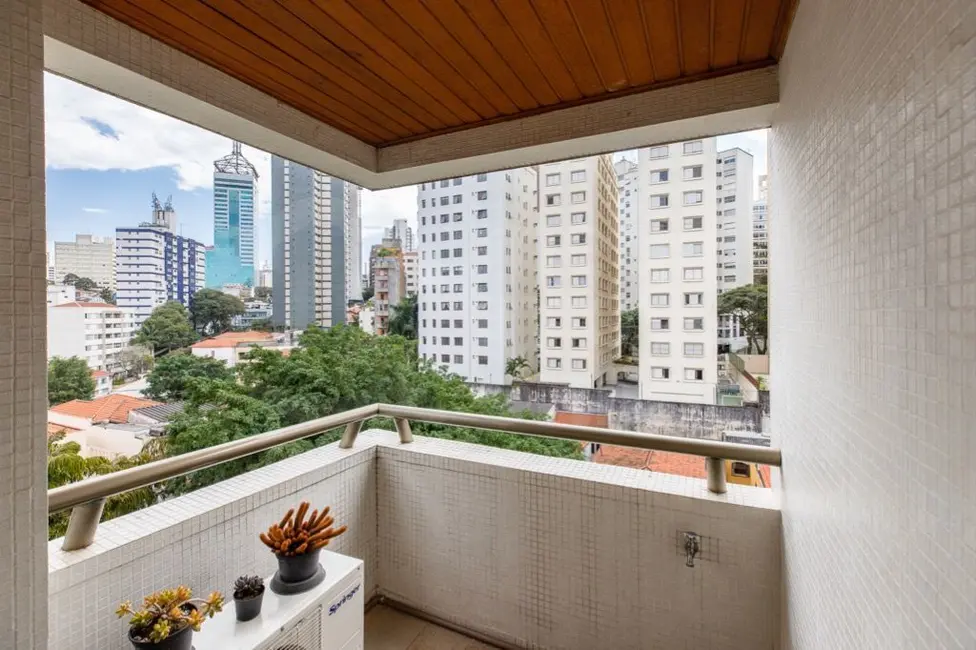 Apartamento com 3 quartos à venda, 189m2 em Aclimação, São Paulo - SP - imagem 5 Foto 5 de Apartamento com 3 quartos à venda, 189m2 em Aclimação, São Paulo - SP