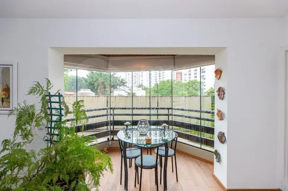 Foto 4 de Apartamento com 3 quartos à venda, 121m2 em Real Parque, São Paulo - SP