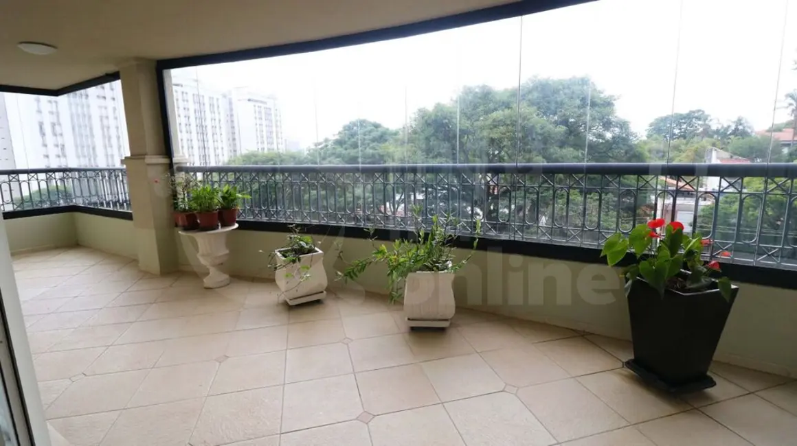 Apartamento com 4 quartos à venda, 365m2 em Alto de Pinheiros, São Paulo - SP - imagem 9 Foto 9 de Apartamento com 4 quartos à venda, 365m2 em Alto de Pinheiros, São Paulo - SP