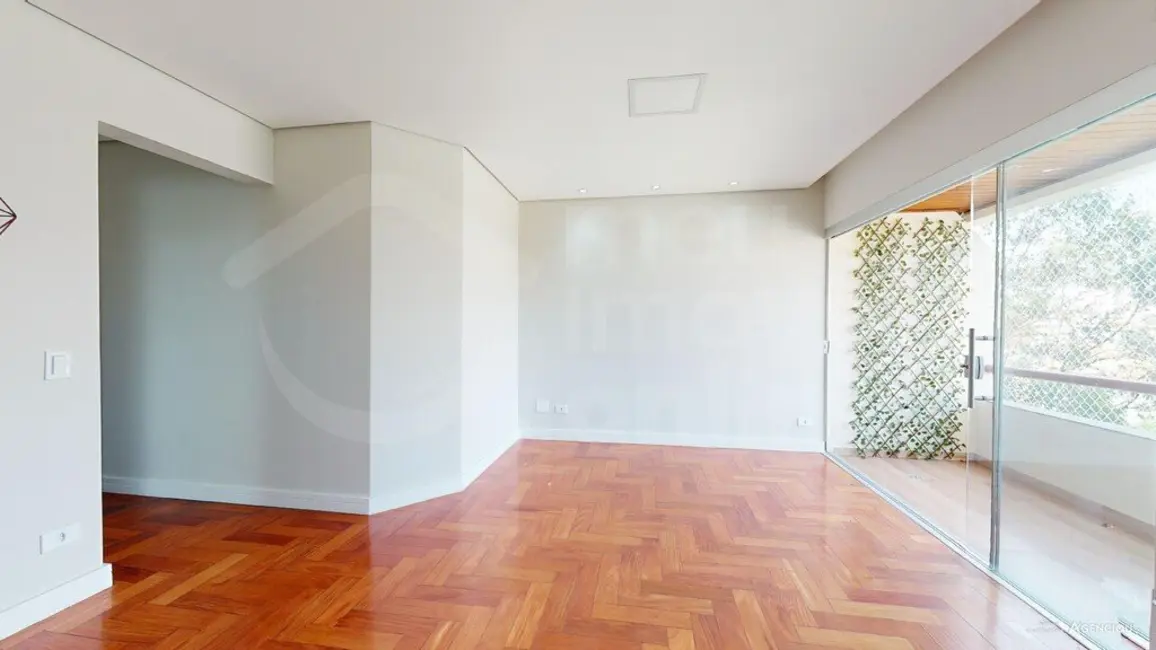 Foto 2 de Apartamento com 3 quartos à venda, 66m2 em Jardim Santa Inês, São Paulo - SP