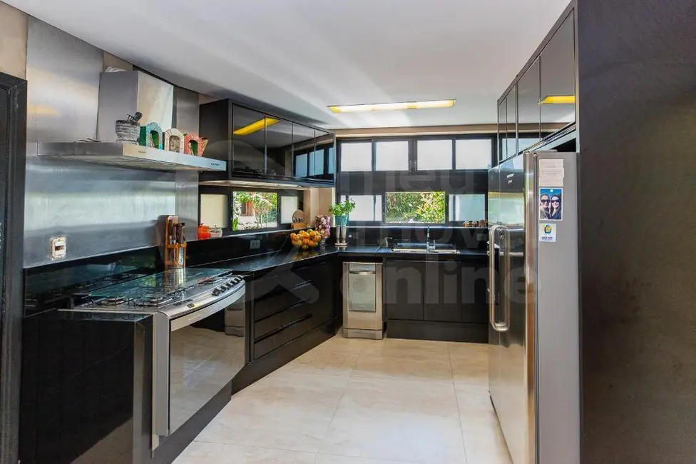 Foto 9 de Casa com 4 quartos à venda, 456m2 em Jardim Guedala, São Paulo - SP