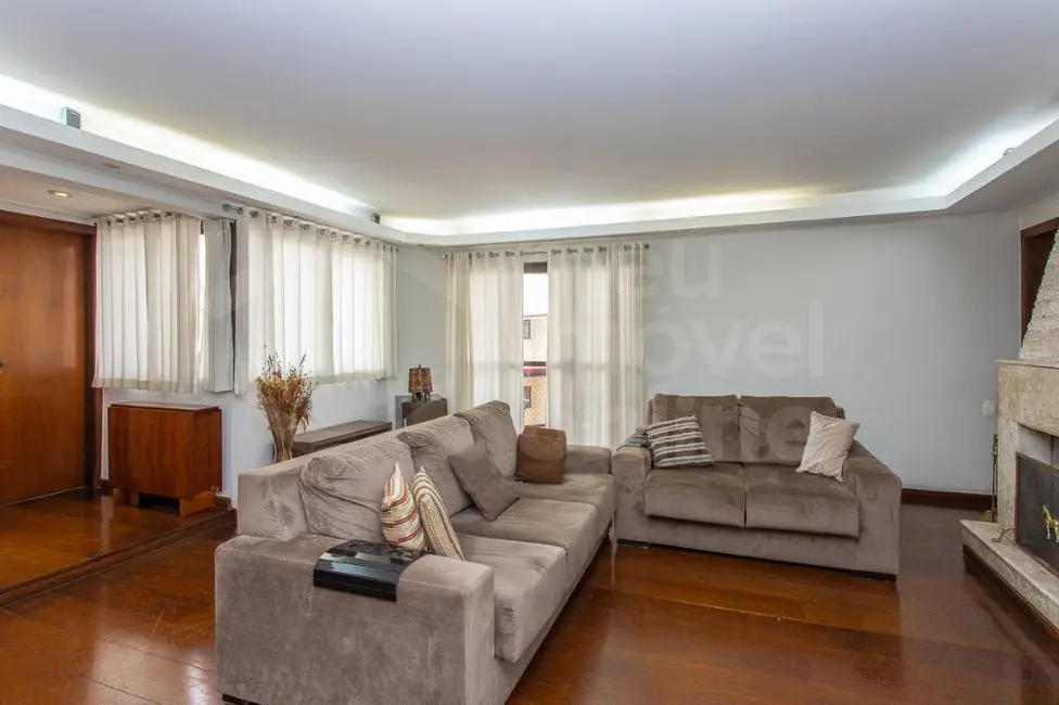 Foto 3 de Apartamento com 4 quartos à venda, 143m2 em Moema, São Paulo - SP