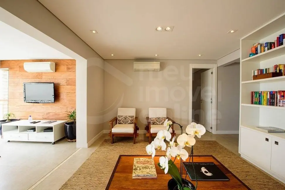 Foto 2 de Apartamento com 4 quartos à venda, 130m2 em Santo Amaro, São Paulo - SP