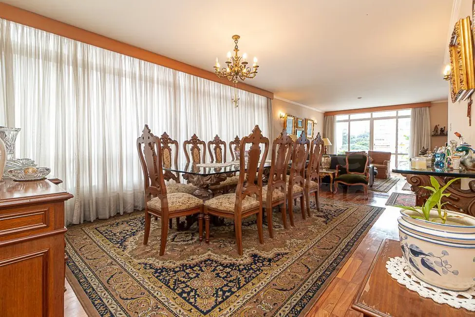 Foto 3 de Apartamento com 4 quartos à venda, 224m2 em Jardins, São Paulo - SP