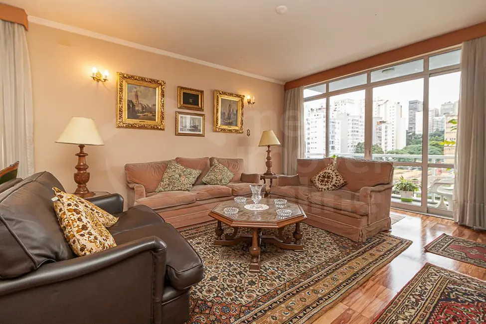 Foto 2 de Apartamento com 4 quartos à venda, 224m2 em Jardins, São Paulo - SP