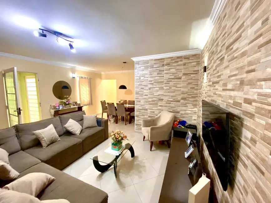 Foto 1 de Casa com 4 quartos à venda, 147m2 em Vila Império, São Paulo - SP