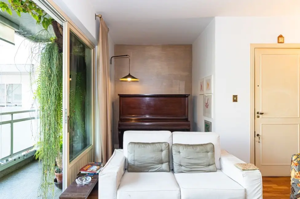 Apartamento com 3 quartos à venda, 153m2 em Moema, São Paulo - SP - imagem 3 Foto 3 de Apartamento com 3 quartos à venda, 153m2 em Moema, São Paulo - SP