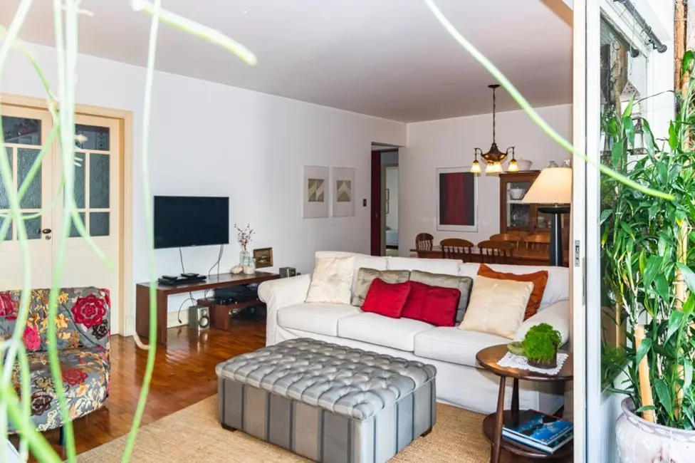 Apartamento com 3 quartos à venda, 153m2 em Moema, São Paulo - SP - imagem 5 Foto 5 de Apartamento com 3 quartos à venda, 153m2 em Moema, São Paulo - SP