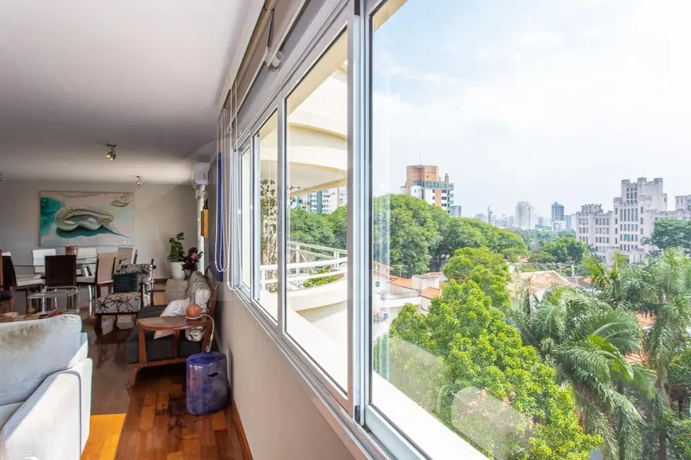 Foto 9 de Apartamento com 3 quartos à venda, 237m2 em Vila Mariana, São Paulo - SP
