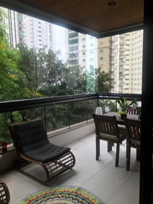 Foto 9 de Apartamento com 4 quartos à venda, 277m2 em Campo Belo, São Paulo - SP