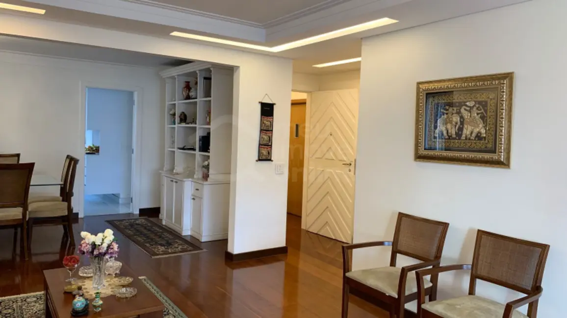 Foto 8 de Apartamento com 4 quartos à venda, 206m2 em Brooklin Paulista, São Paulo - SP