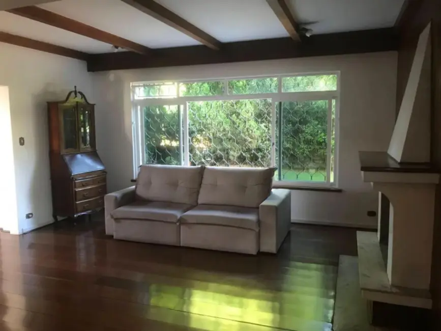 Sobrado com 4 quartos à venda, 343m2 em São Paulo - SP - imagem 8 Foto 8 de Sobrado com 4 quartos à venda, 343m2 em São Paulo - SP