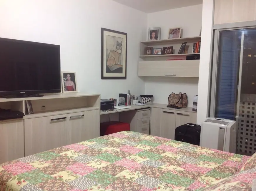 Apartamento com 4 quartos à venda, 228m2 em Higienópolis, São Paulo - SP - imagem 9 Foto 9 de Apartamento com 4 quartos à venda, 228m2 em Higienópolis, São Paulo - SP