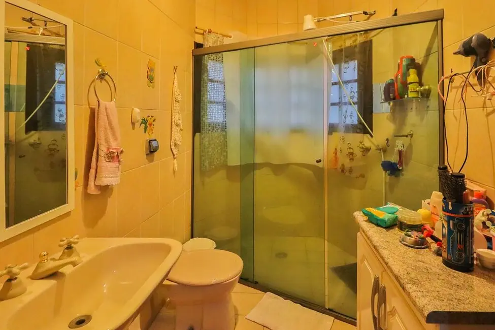 Foto 8 de Casa com 3 quartos à venda, 243m2 em Vila Bonilha, São Paulo - SP