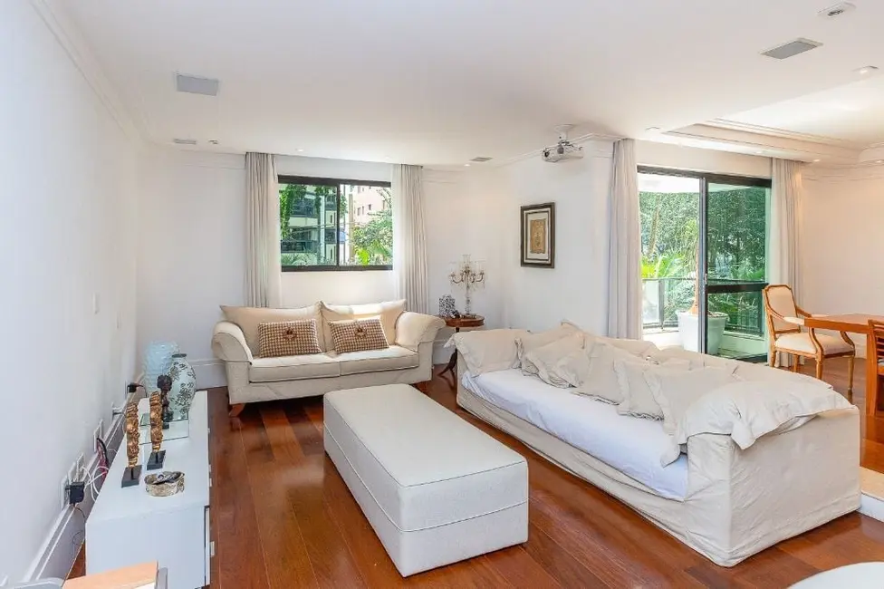 Foto 9 de Apartamento com 3 quartos à venda, 235m2 em Higienópolis, São Paulo - SP