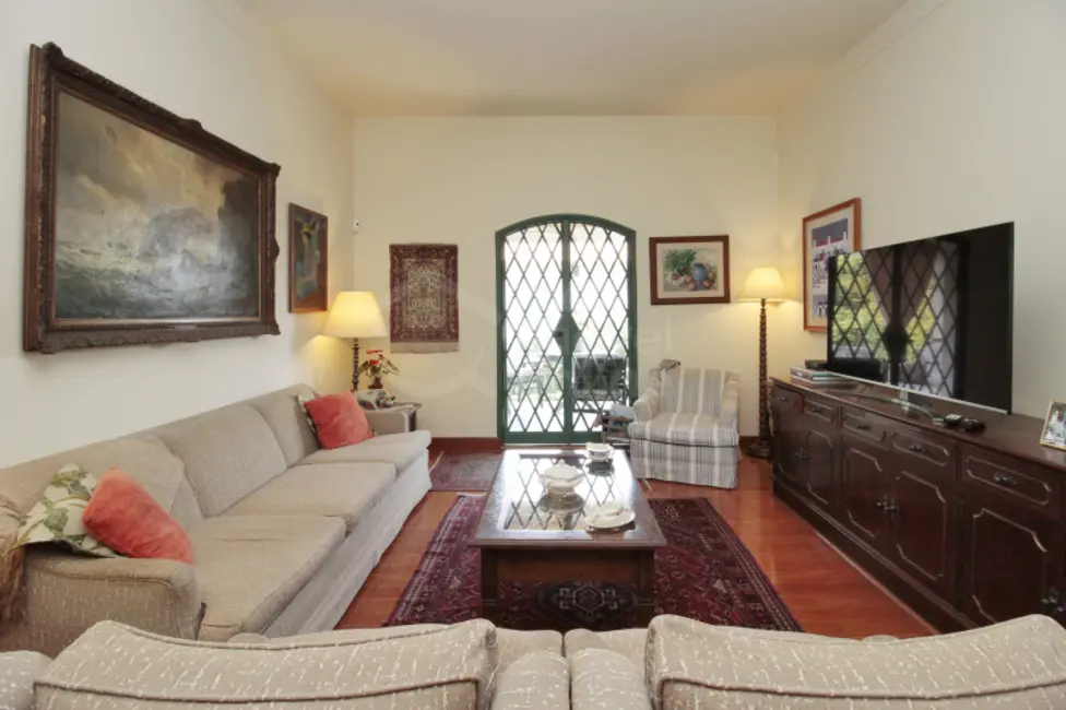 Foto 8 de Casa com 3 quartos à venda, 300m2 em Pacaembu, São Paulo - SP