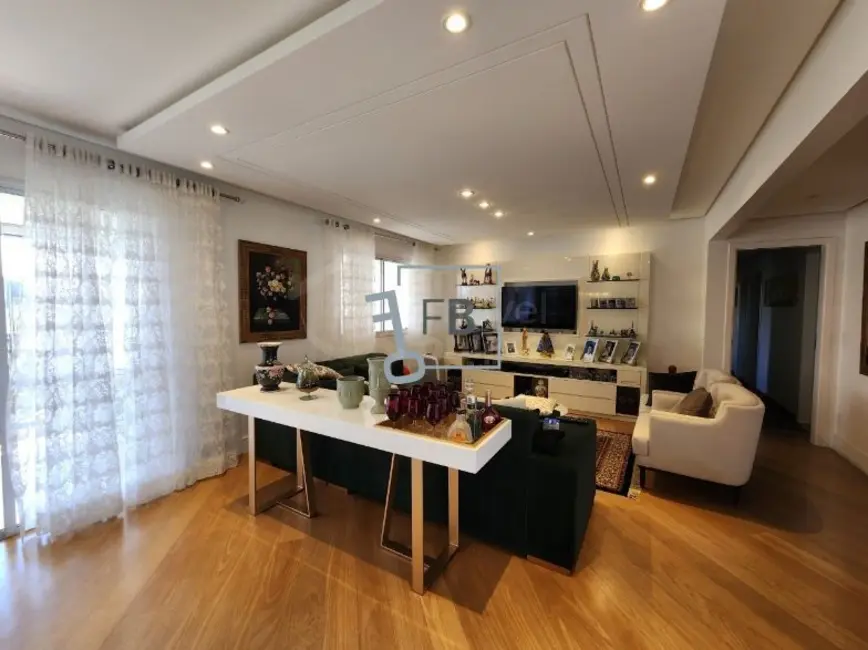 Apartamento com 3 quartos à venda, 164m2 em Tatuapé, São Paulo - SP - imagem 7 Foto 7 de Apartamento com 3 quartos à venda, 164m2 em Tatuapé, São Paulo - SP