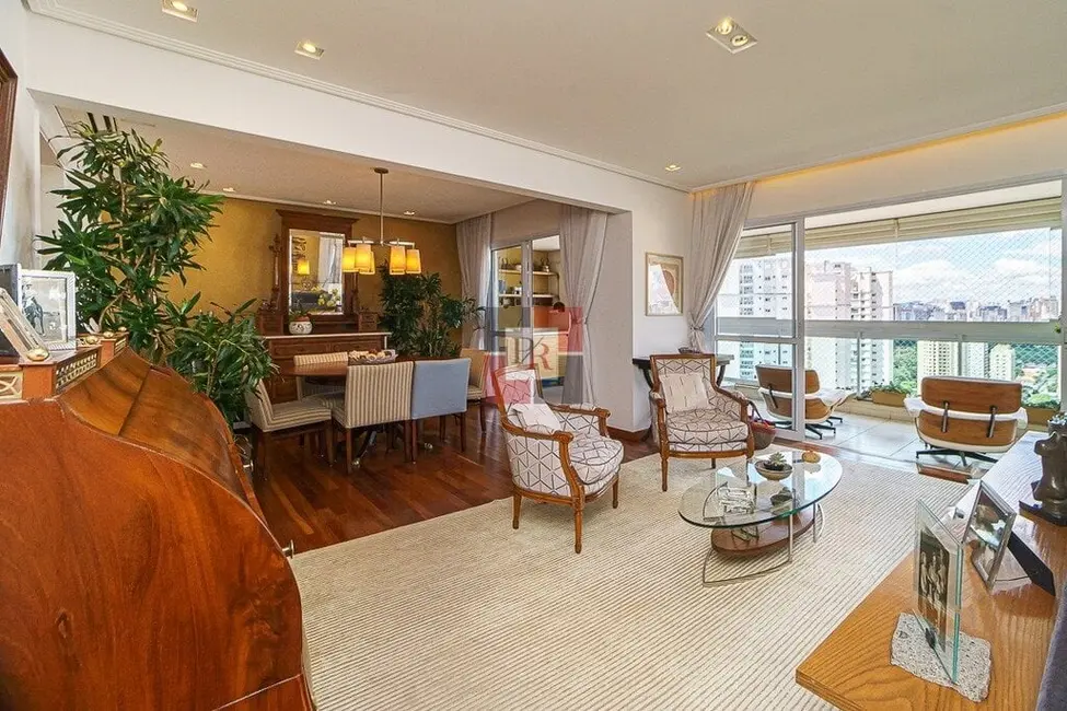 Apartamento com 4 quartos à venda, 240m2 em Brooklin Novo, São Paulo - SP - imagem 9 Foto 9 de Apartamento com 4 quartos à venda, 240m2 em Brooklin Novo, São Paulo - SP