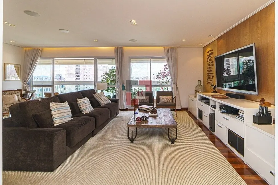 Apartamento com 4 quartos à venda, 240m2 em Brooklin Novo, São Paulo - SP - imagem 4 Foto 4 de Apartamento com 4 quartos à venda, 240m2 em Brooklin Novo, São Paulo - SP