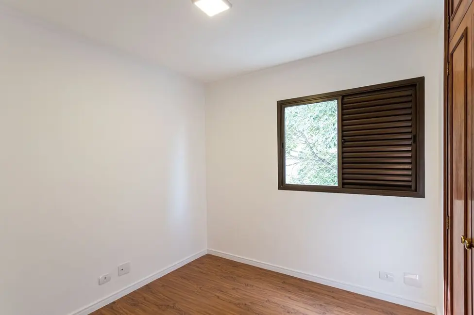 Apartamento com 3 quartos à venda, 88m2 em Moema, São Paulo - SP - imagem 8 Foto 8 de Apartamento com 3 quartos à venda, 88m2 em Moema, São Paulo - SP