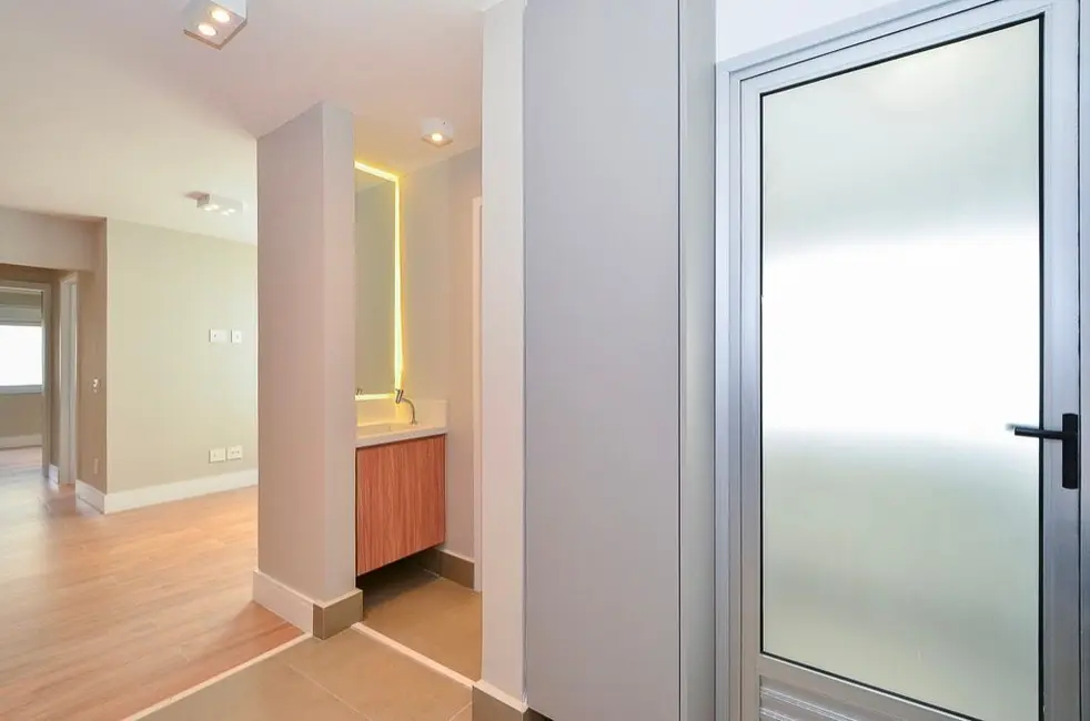 Foto 7 de Apartamento com 2 quartos à venda, 70m2 em Moema, São Paulo - SP