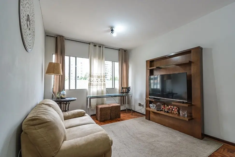 Apartamento com 2 quartos à venda, 72m2 em Moema, São Paulo - SP - imagem 3 Foto 3 de Apartamento com 2 quartos à venda, 72m2 em Moema, São Paulo - SP