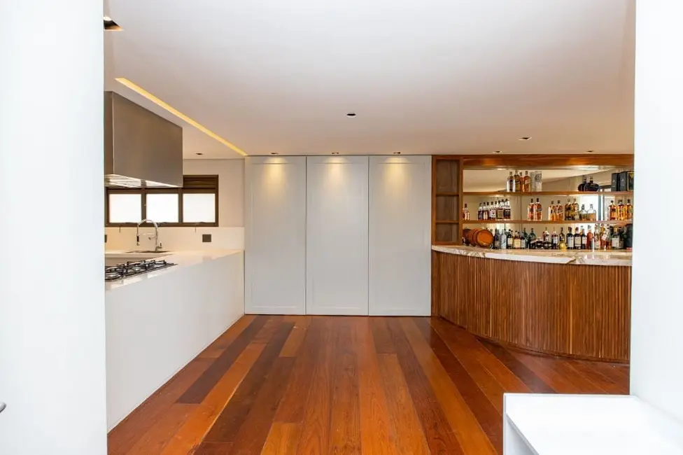 Foto 2 de Apartamento com 4 quartos à venda, 150m2 em Moema, São Paulo - SP