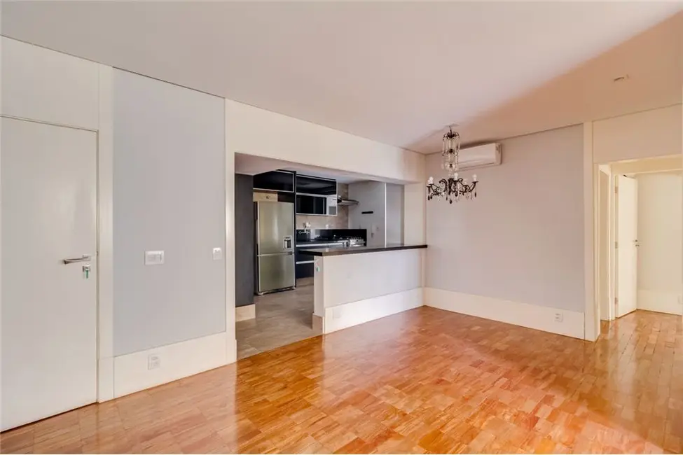 Apartamento com 2 quartos à venda, 129m2 em Moema, São Paulo - SP - imagem 5 Foto 5 de Apartamento com 2 quartos à venda, 129m2 em Moema, São Paulo - SP