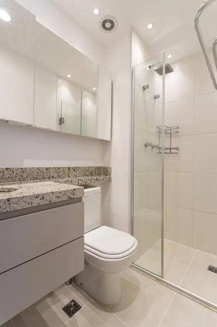 Apartamento com 2 quartos à venda, 74m2 em Aclimação, São Paulo - SP - imagem 4 Foto 4 de Apartamento com 2 quartos à venda, 74m2 em Aclimação, São Paulo - SP