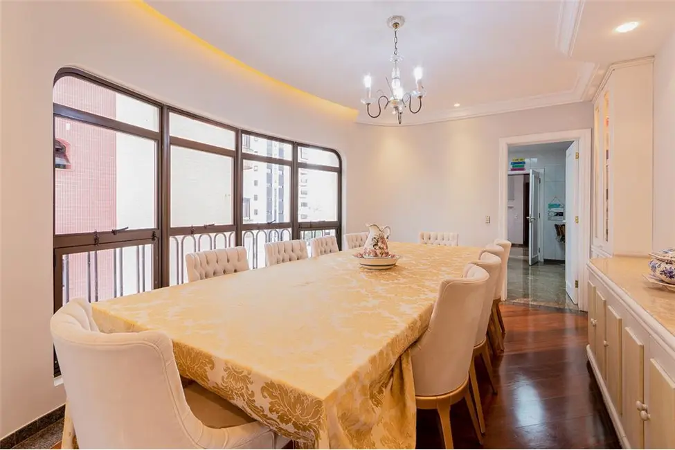 Apartamento com 4 quartos à venda, 314m2 em Tatuapé, São Paulo - SP - imagem 8 Foto 8 de Apartamento com 4 quartos à venda, 314m2 em Tatuapé, São Paulo - SP