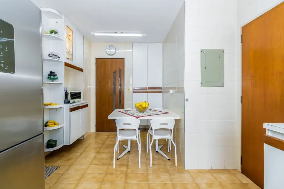 Apartamento com 4 quartos à venda, 131m2 em Perdizes, São Paulo - SP - imagem 9 Foto 9 de Apartamento com 4 quartos à venda, 131m2 em Perdizes, São Paulo - SP
