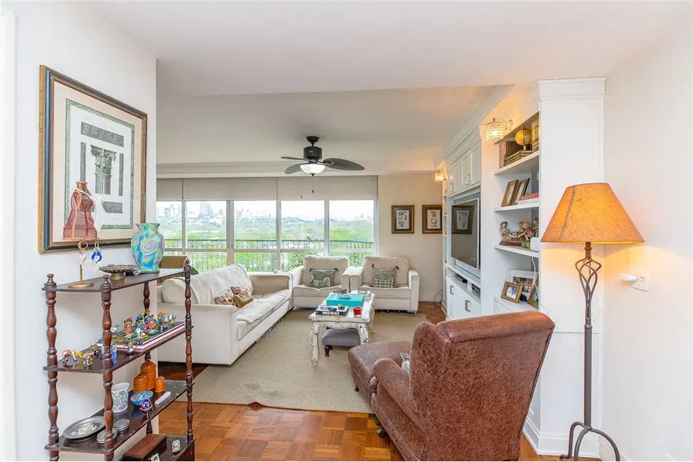 Foto 4 de Apartamento com 4 quartos à venda, 184m2 em Pinheiros, São Paulo - SP