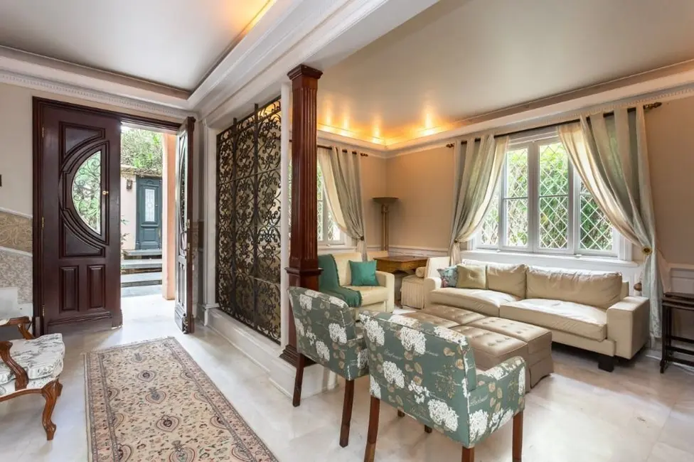 Casa com 4 quartos à venda, 560m2 em Pacaembu, São Paulo - SP - imagem 4 Foto 4 de Casa com 4 quartos à venda, 560m2 em Pacaembu, São Paulo - SP