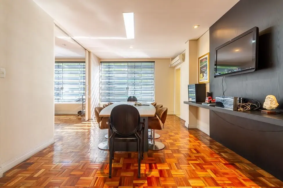 Casa com 5 quartos à venda, 398m2 em Pacaembu, São Paulo - SP - imagem 7 Foto 7 de Casa com 5 quartos à venda, 398m2 em Pacaembu, São Paulo - SP