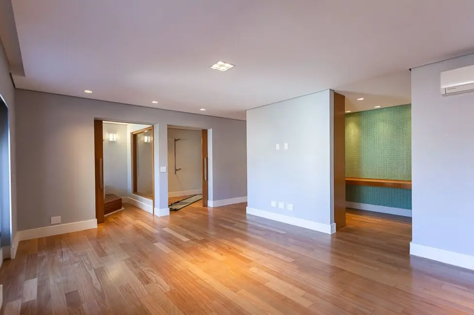 Apartamento com 2 quartos à venda, 216m2 em Vila Madalena, São Paulo - SP - imagem 2 Foto 2 de Apartamento com 2 quartos à venda, 216m2 em Vila Madalena, São Paulo - SP