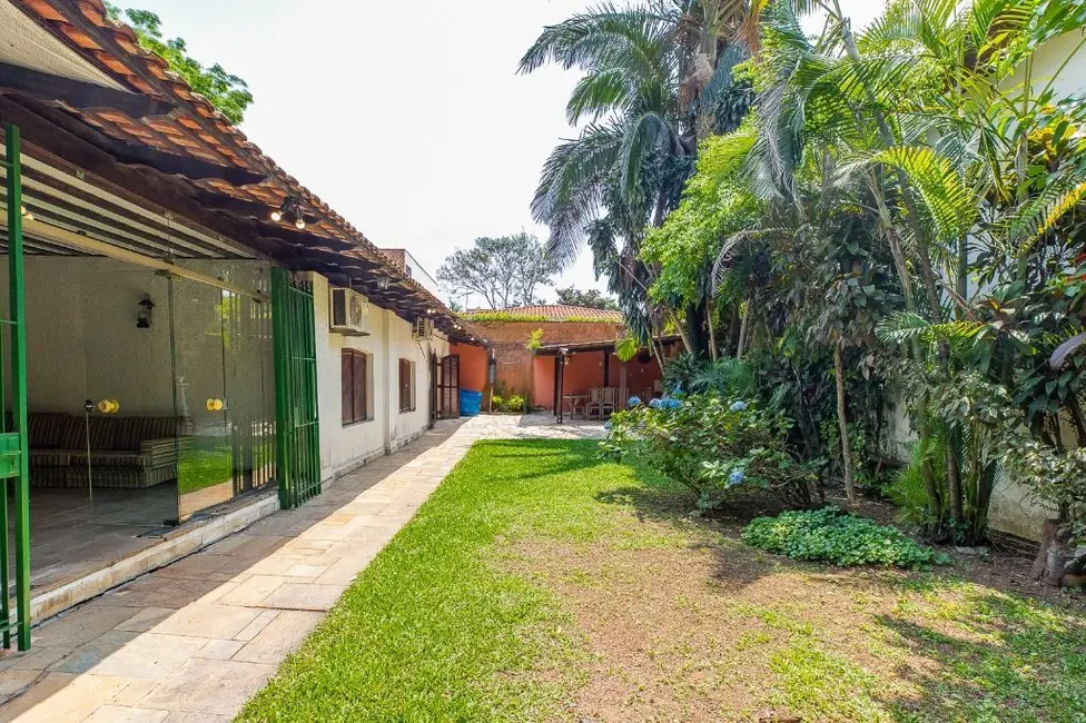 Casa com 3 quartos à venda, 400m2 em Alto de Pinheiros, São Paulo - SP - imagem 4 Foto 4 de Casa com 3 quartos à venda, 400m2 em Alto de Pinheiros, São Paulo - SP