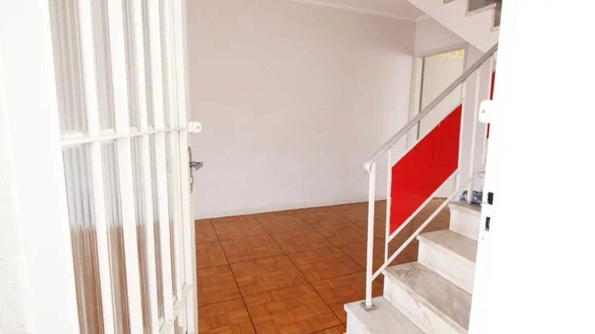 Foto 2 de Casa com 3 quartos à venda, 150m2 em Água Fria, São Paulo - SP