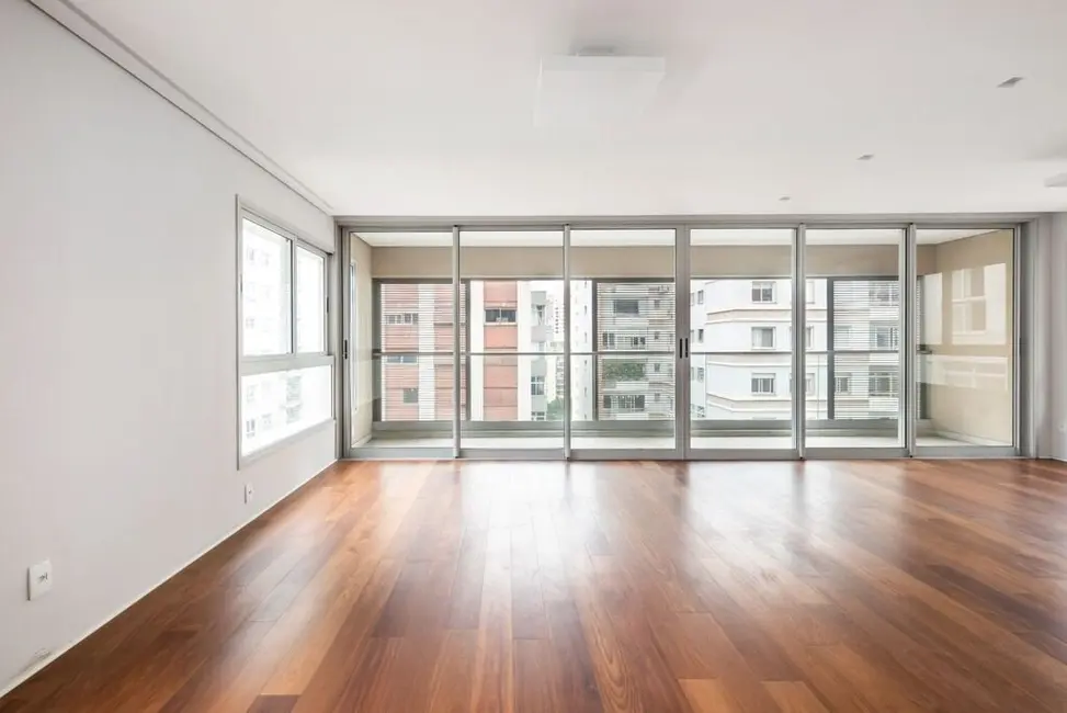 Foto 5 de Cobertura com 4 quartos à venda, 378m2 em Cerqueira César, São Paulo - SP