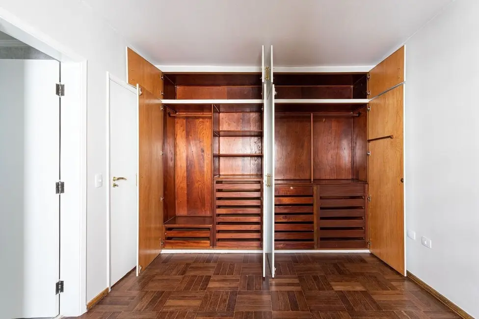 Foto 6 de Apartamento com 3 quartos à venda, 126m2 em Itaim Bibi, São Paulo - SP