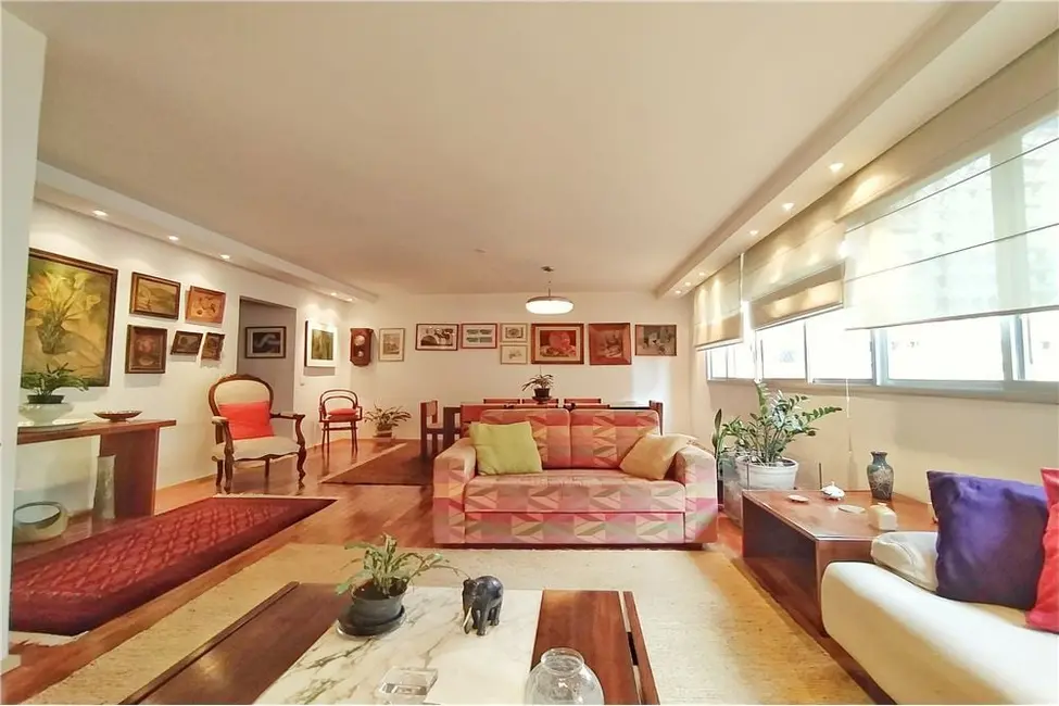 Foto 3 de Apartamento com 4 quartos à venda, 172m2 em Itaim Bibi, São Paulo - SP