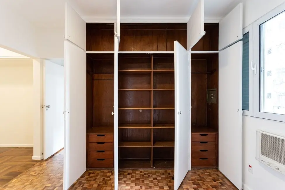 Apartamento com 3 quartos à venda, 126m2 em Jardim Europa, São Paulo - SP - imagem 9 Foto 9 de Apartamento com 3 quartos à venda, 126m2 em Jardim Europa, São Paulo - SP