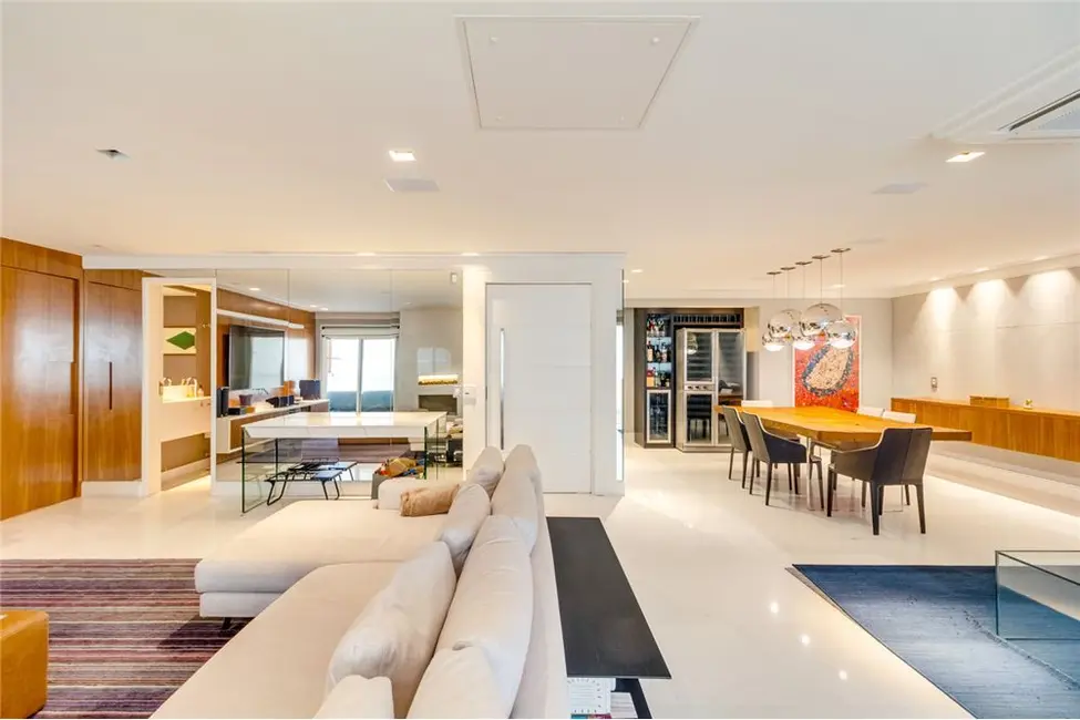 Apartamento com 3 quartos à venda, 234m2 em Vila Nova Conceição, São Paulo - SP - imagem 5 Foto 5 de Apartamento com 3 quartos à venda, 234m2 em Vila Nova Conceição, São Paulo - SP