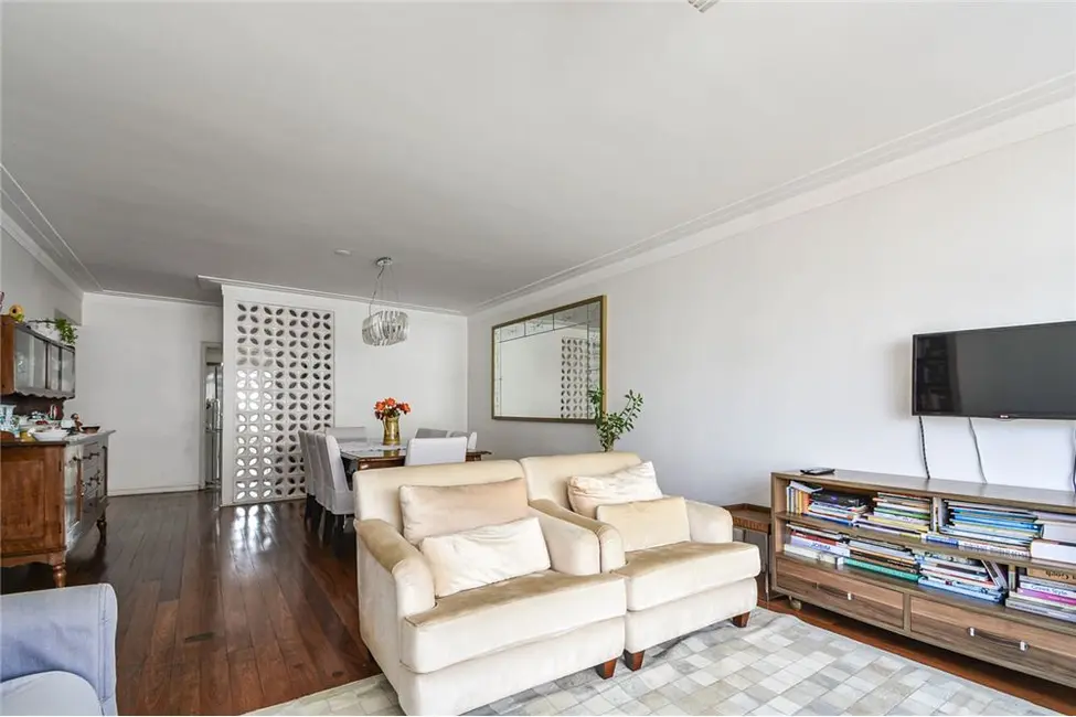 Apartamento com 3 quartos à venda, 138m2 em Vila Mariana, São Paulo - SP - imagem 4 Foto 4 de Apartamento com 3 quartos à venda, 138m2 em Vila Mariana, São Paulo - SP