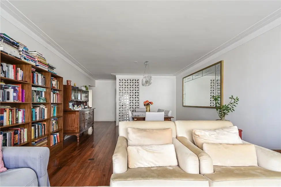 Apartamento com 3 quartos à venda, 138m2 em Vila Mariana, São Paulo - SP - imagem 5 Foto 5 de Apartamento com 3 quartos à venda, 138m2 em Vila Mariana, São Paulo - SP