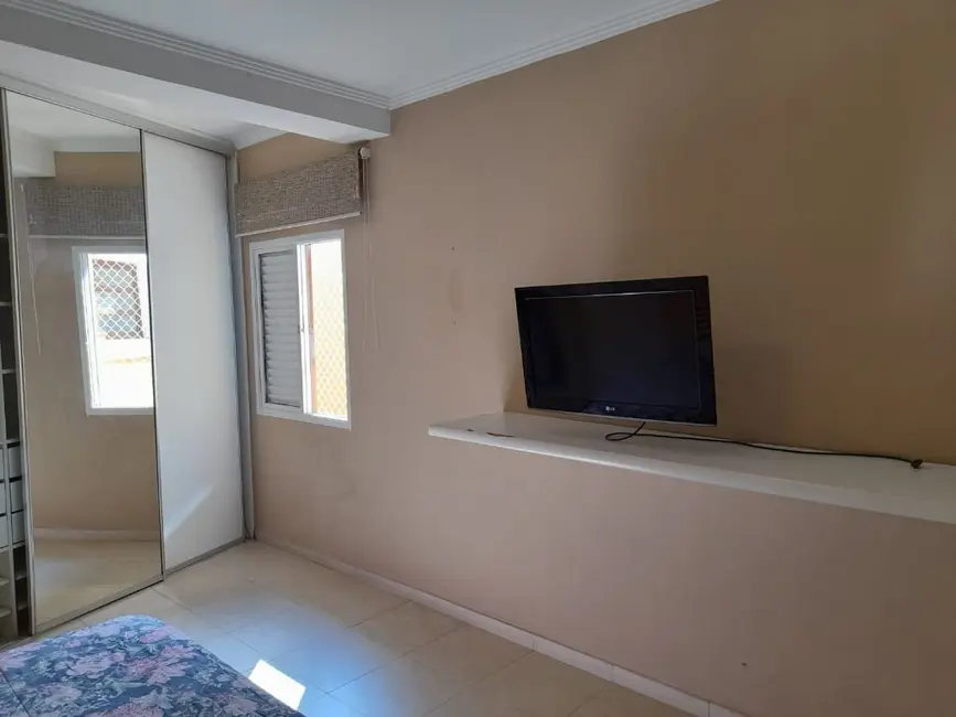 Casa com 3 quartos à venda, 236m2 em Planalto Paulista, São Paulo - SP - imagem 5 Foto 5 de Casa com 3 quartos à venda, 236m2 em Planalto Paulista, São Paulo - SP