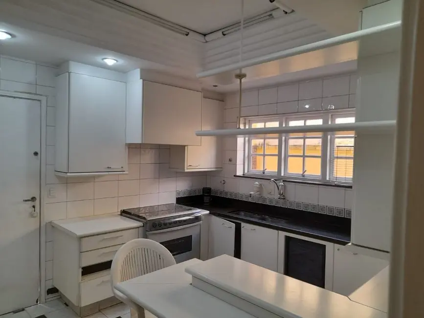 Casa com 3 quartos à venda, 236m2 em Planalto Paulista, São Paulo - SP - imagem 6 Foto 6 de Casa com 3 quartos à venda, 236m2 em Planalto Paulista, São Paulo - SP