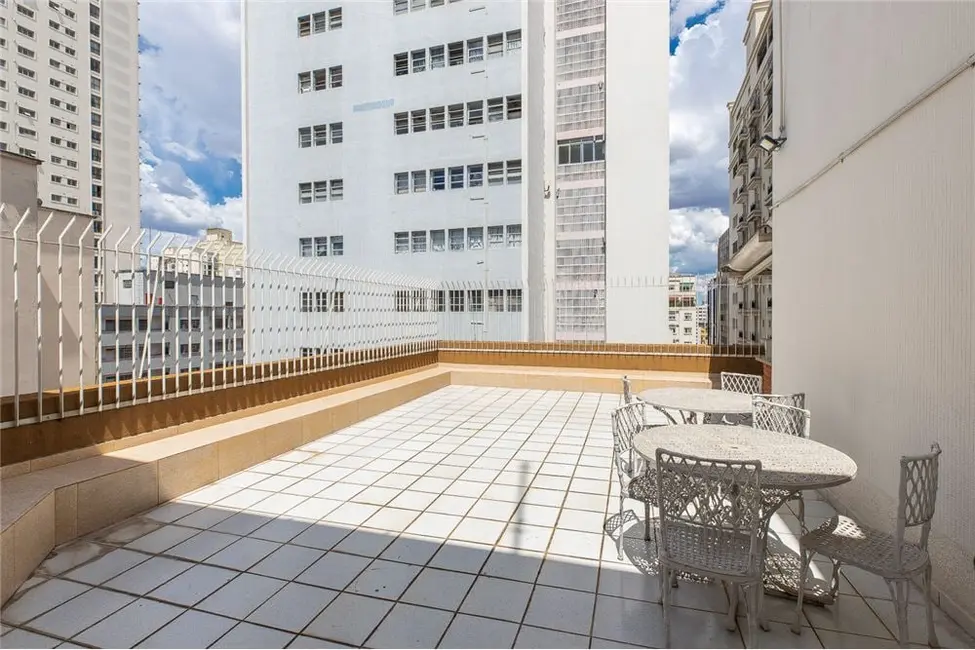 Apartamento com 4 quartos à venda, 240m2 em Higienópolis, São Paulo - SP - imagem 5 Foto 5 de Apartamento com 4 quartos à venda, 240m2 em Higienópolis, São Paulo - SP